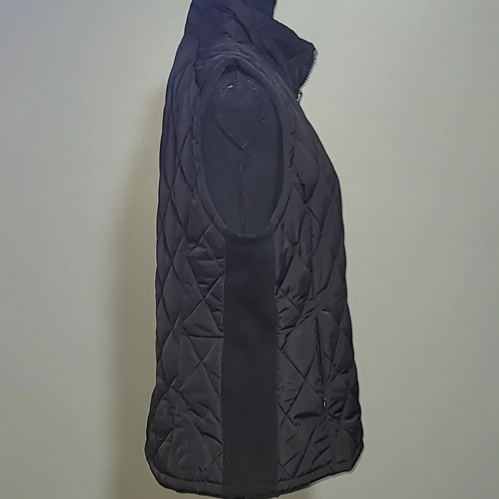 Calvin Klein Black Puffer Vest with Diamond Quilting and High Collar - Picture 5 of 14